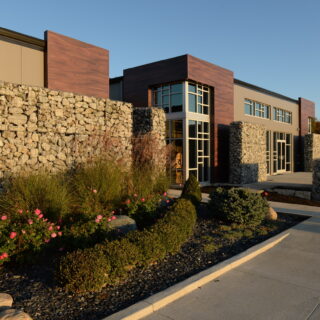 Two E Es Winery